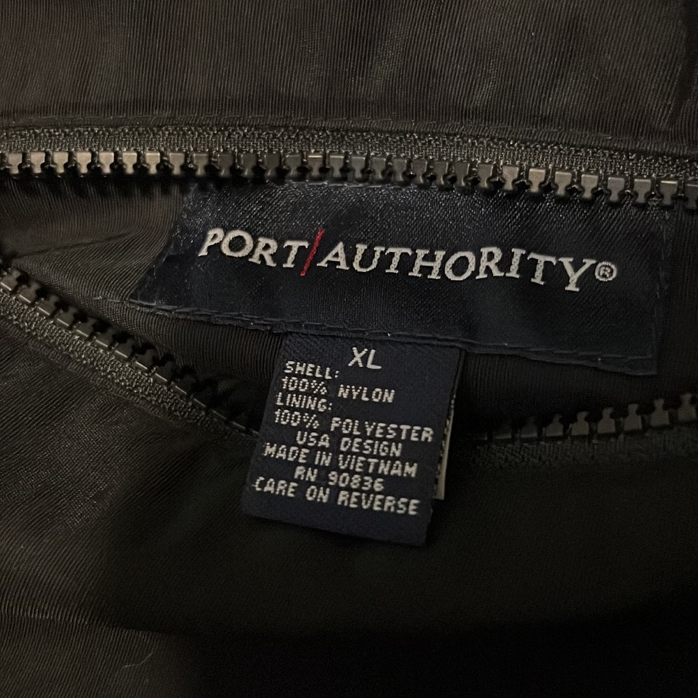 Port authority Mens reversible vest size XL - Picture 11 of 11